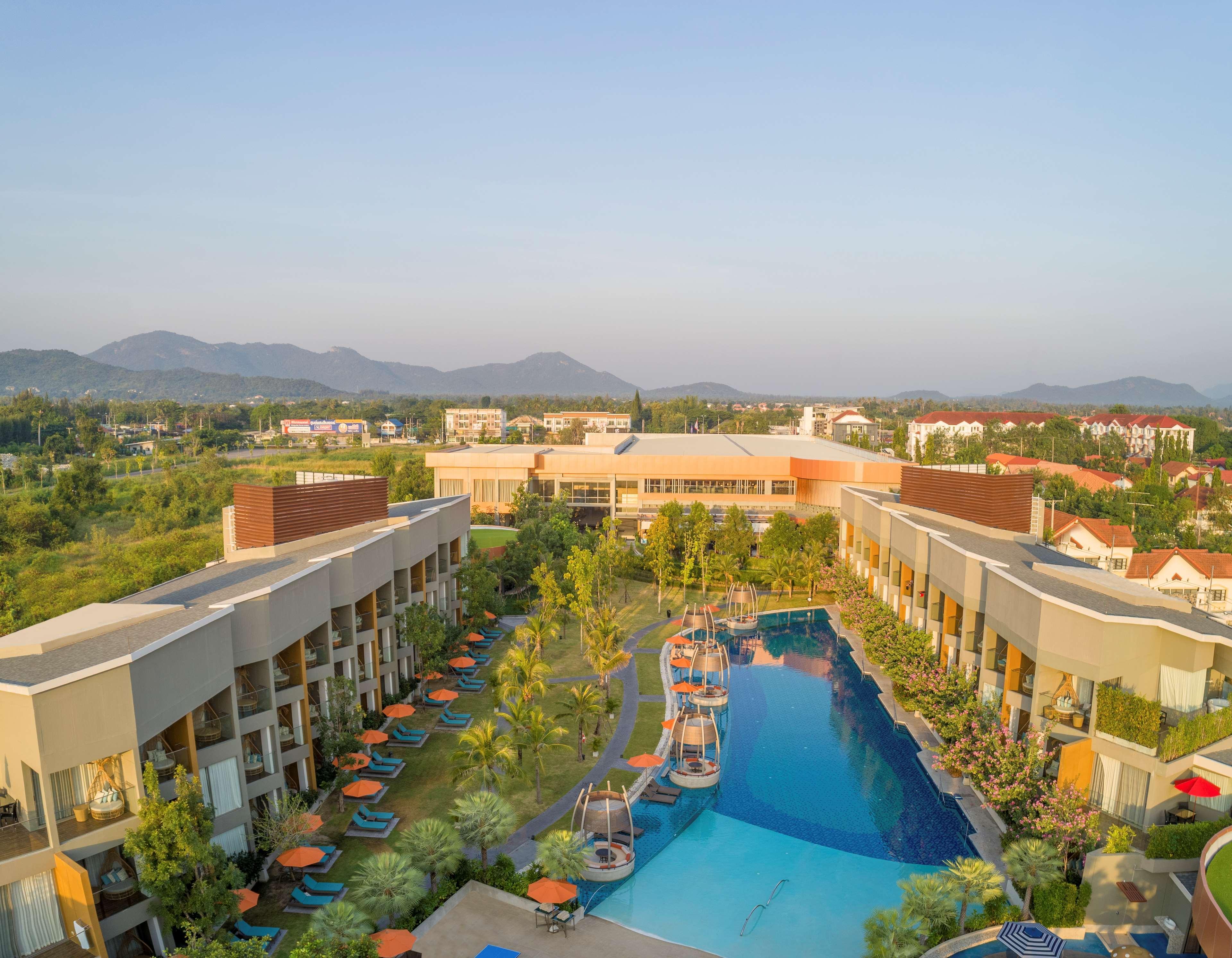 צ'ה אם Avani+ Hua Hin Resort מראה חיצוני תמונה